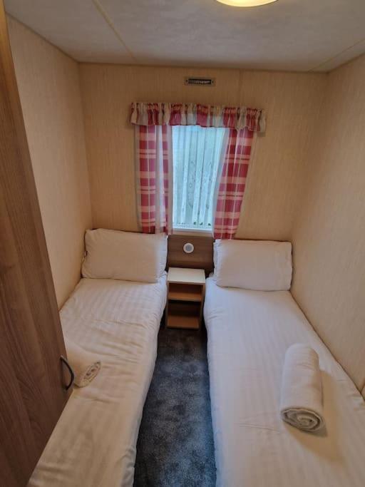 Homely 3 Bed Van @ Weymouth Bay Zewnętrze zdjęcie